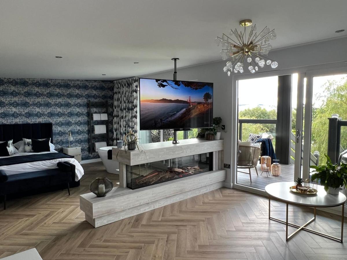 Loudoun Mains Luxury Lodges Newmilns Zewnętrze zdjęcie
